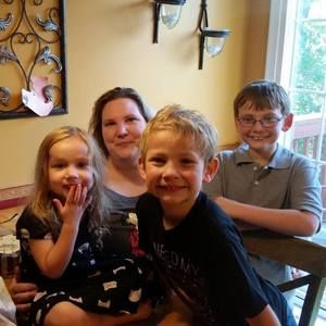 Meet your Posher, Lisa